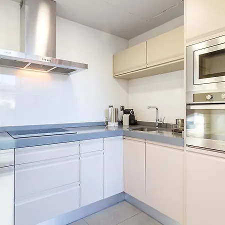 Vivienda Turística Isozaki-guggenheim